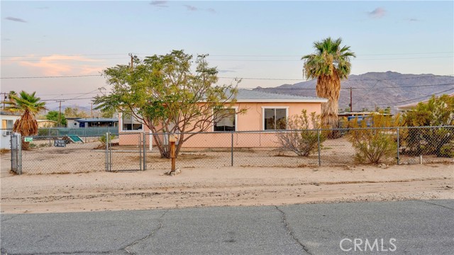 Detail Gallery Image 1 of 24 For 73945 Casita Dr, Twentynine Palms,  CA 92277 - 2 Beds | 1 Baths