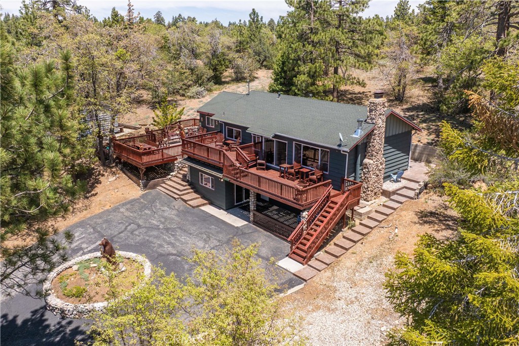 43656 Ridge Crest Drive