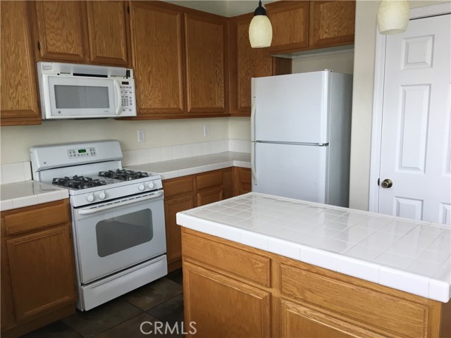 1911 Cefalu Court, Riverside CA: https://media.crmls.org/medias/5c6bc006-9a77-412f-b937-1a897aafc686.jpg