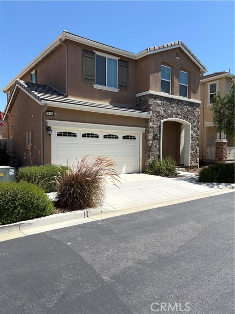 Detail Gallery Image 1 of 22 For 28434 Sunflower St, Highland,  CA 92346 - 3 Beds | 2/1 Baths
