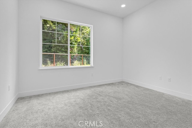 Detail Gallery Image 11 of 35 For 211 Creekside Ct, Scotts Valley,  CA 95066 - 5 Beds | 4/1 Baths