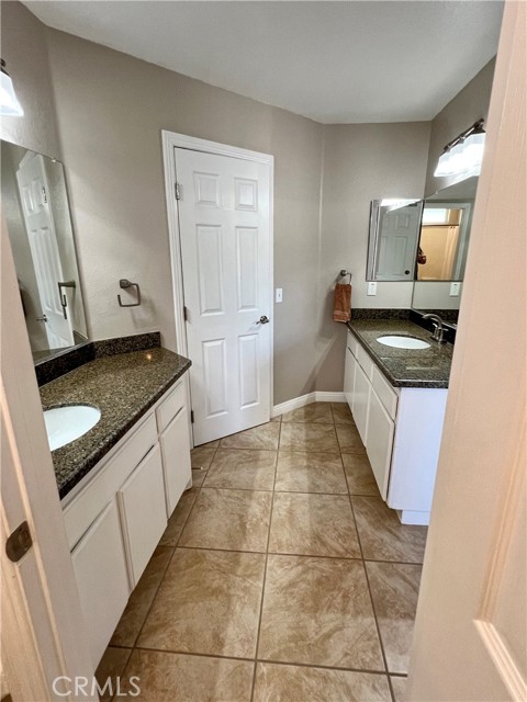 Detail Gallery Image 19 of 28 For 16187 Cousins Cir, Riverside,  CA 92503 - 5 Beds | 3 Baths