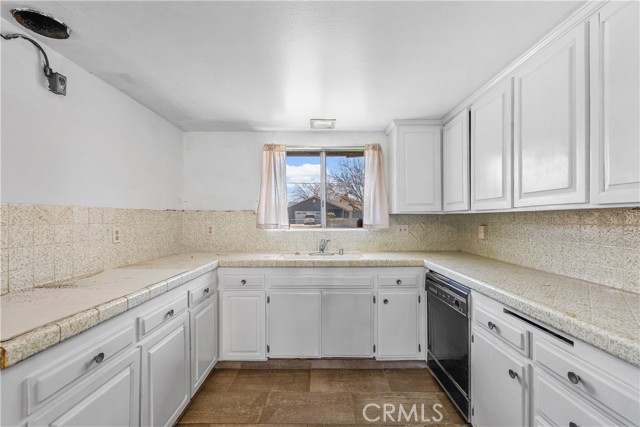 Detail Gallery Image 14 of 36 For 4803 W Avenue L6, Lancaster,  CA 93536 - 3 Beds | 2 Baths