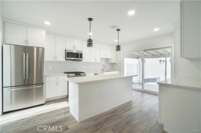 Front Image Thumbnail for CRSR26042659