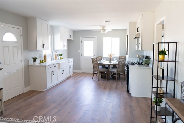 6323 Smith Avenue, Jurupa Valley CA: https://media.crmls.org/medias/5c6ffb36-03b7-484d-a3d5-0592aaec3ae1.jpg