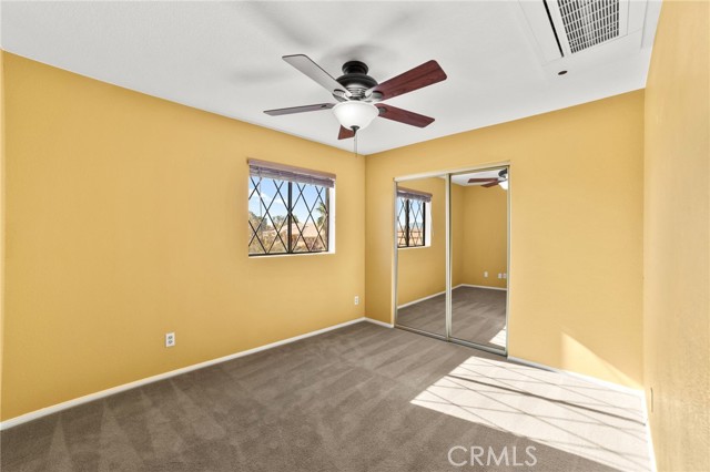 17800 Rancho Bonita Road, Victorville CA: https://media.crmls.org/medias/5c70bb6d-7c4a-450a-bd24-3979be340eaa.jpg