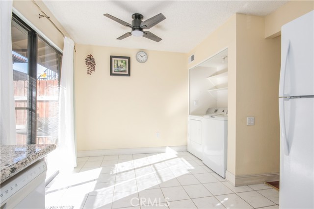 Detail Gallery Image 8 of 33 For 3951 W Mcfadden Ave, Santa Ana,  CA 92704 - 2 Beds | 1/1 Baths