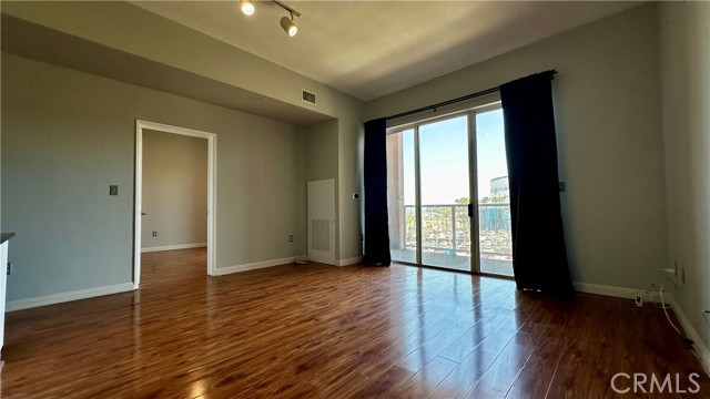 388 E Ocean Boulevard, Long Beach CA: https://media.crmls.org/medias/5c713330-bb85-44a0-9c14-5a1b5dd42b2f.jpg