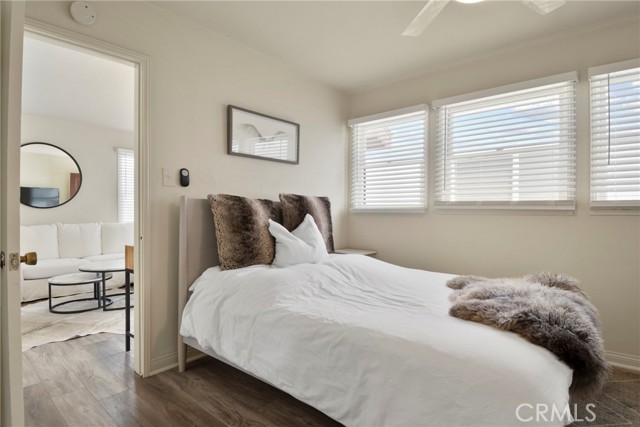 Detail Gallery Image 7 of 20 For 215 29th St #B,  Newport Beach,  CA 92663 - 1 Beds | 1 Baths