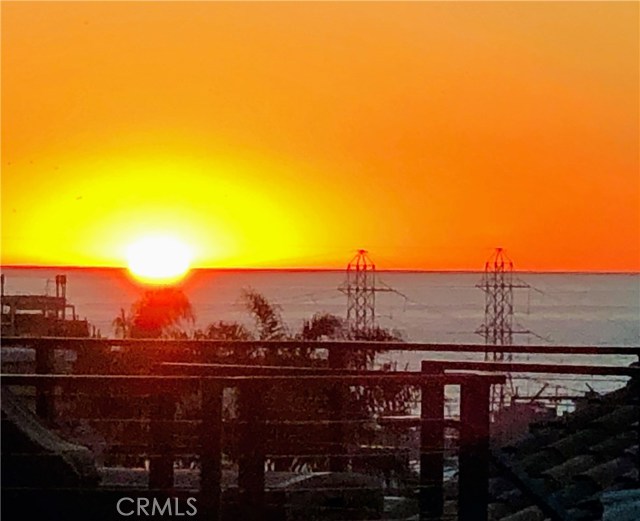 714 N Juanita Avenue, Redondo Beach CA: https://media.crmls.org/medias/5c71832b-4390-4464-bae4-16f56051daa2.jpg