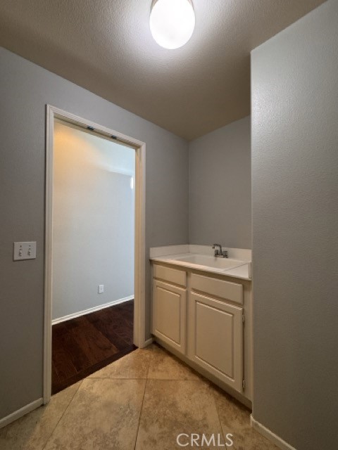 Detail Gallery Image 14 of 56 For 41713 Niblick Rd, Temecula,  CA 92591 - 5 Beds | 3/1 Baths