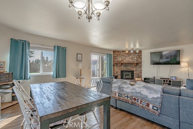 Detail Gallery Image 5 of 31 For 6446 Ponderosa Way, Magalia,  CA 95954 - 2 Beds | 2 Baths