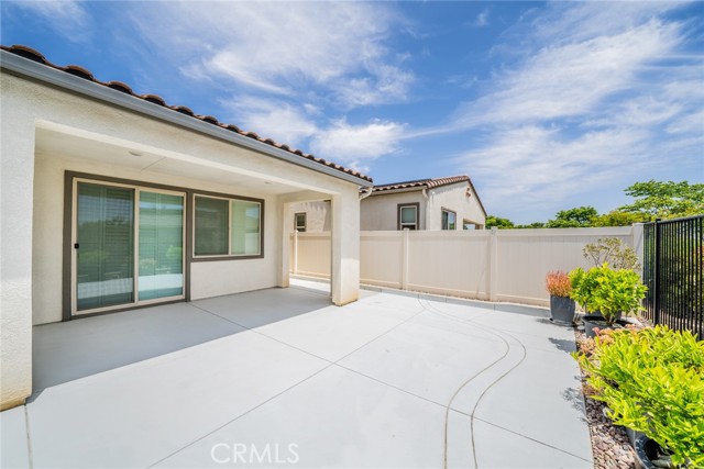 1521 Summerfield Way, Beaumont CA: https://media.crmls.org/medias/5c721d5a-8dfe-441e-ad6e-9c8306c9a200.jpg