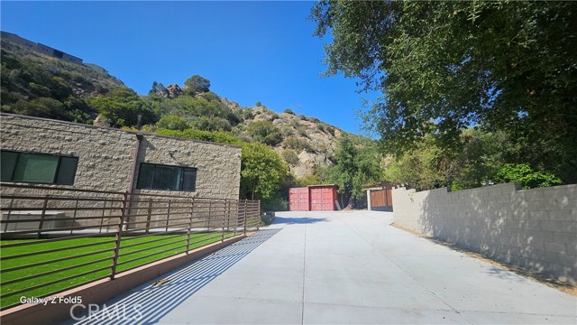 Commercial for Sale in Tujunga, California
