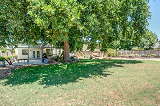 Detail Gallery Image 7 of 49 For 6901 Copper Creek Way, Bakersfield,  CA 93308 - 4 Beds | 3 Baths