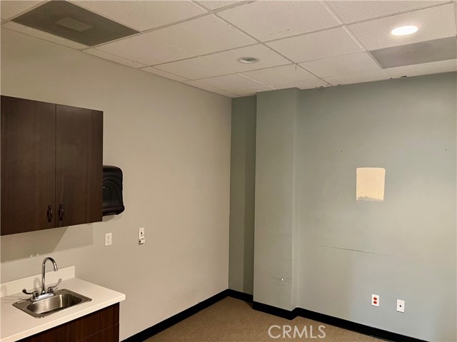 175 E 9th Street, Corona, California 92879, ,Commercial Lease,For Rent,175 E 9th Street,CRSR24049207