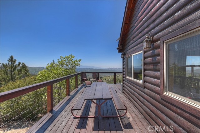 Detail Gallery Image 38 of 75 For 175 N Trails End Rd, Green Valley Lake,  CA 92341 - 5 Beds | 2 Baths