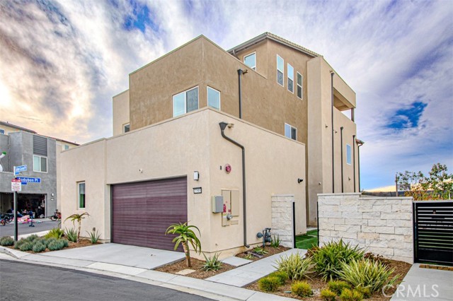 Detail Gallery Image 48 of 56 For 27503 Golden Currant, Valencia,  CA 91381 - 5 Beds | 4/1 Baths