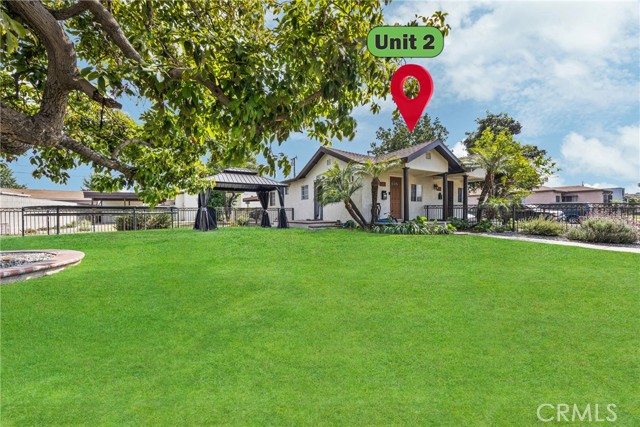 5304 Carmelita Avenue, Maywood CA: https://media.crmls.org/medias/5c74c77f-74a4-4908-b093-b3ab06f40641.jpg