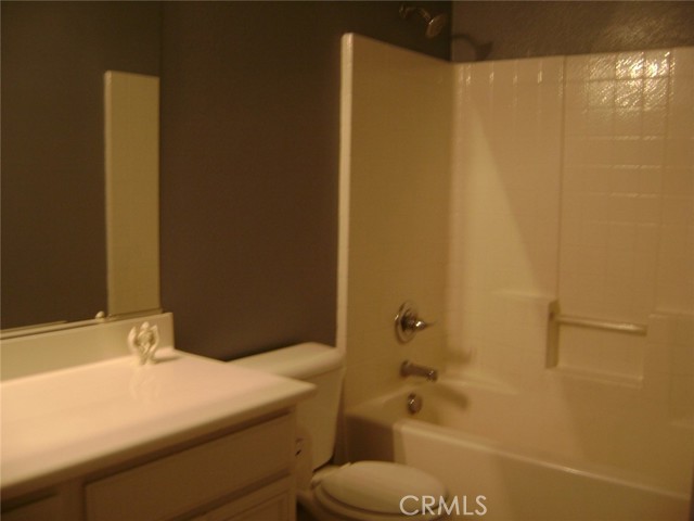 31559 Umbria Lane, Winchester CA: https://media.crmls.org/medias/5c75e082-d5a4-4983-b9c5-7182c14007c2.jpg