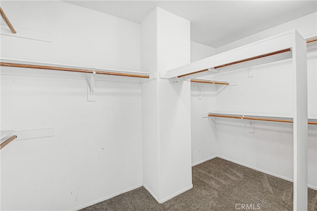 https://media.crmls.org/medias/5c7621ef-1221-4ab1-a4ca-5e94c912e44a.jpg?preset=X-Large