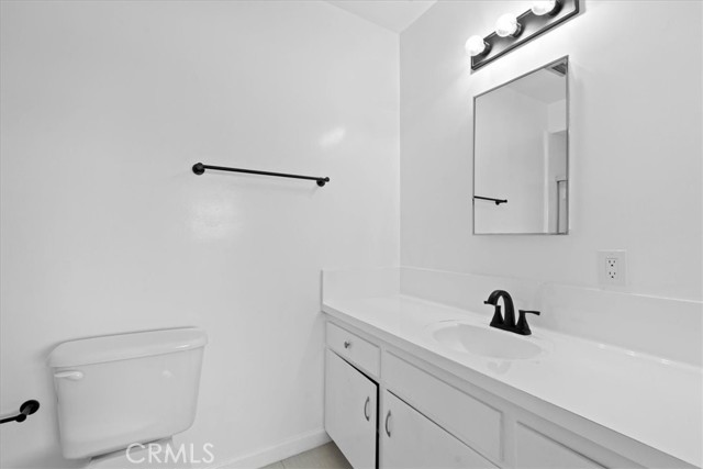 Detail Gallery Image 32 of 39 For 5829 E 2nd, Long Beach,  CA 90803 - 4 Beds | 3 Baths