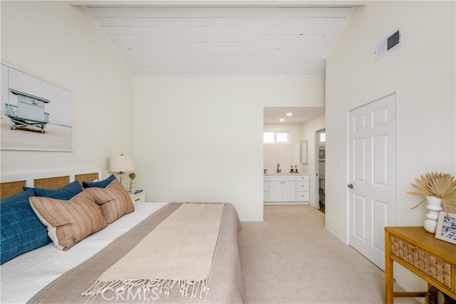 2222 Curtis Avenue, Redondo Beach CA: https://media.crmls.org/medias/5c76db36-b33a-4870-8344-4fbad74f4200.jpg