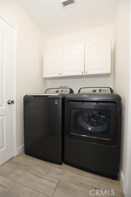 3 Bed Home for Sale in Hawthorne, California
