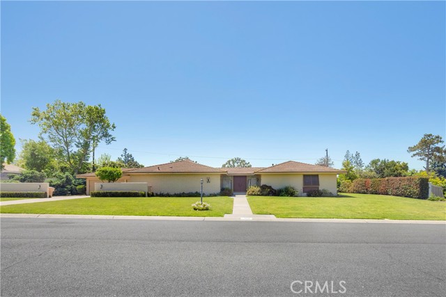 18132 James Road, Villa Park CA: https://media.crmls.org/medias/5c7742c5-6ab1-4b46-8cc5-8c8dadbba6ba.jpg