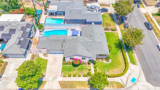 12122 Goldendale Drive, La Mirada CA: https://media.crmls.org/medias/5c7b3783-4235-4bc5-899c-cf56f00e8c57.jpg