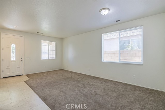 43839 58th W Street, Lancaster CA: https://media.crmls.org/medias/5c7ba63e-879c-4ce3-bd56-5a22ce5fa197.jpg