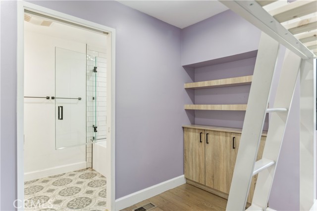 Detail Gallery Image 20 of 49 For 25650 Timpangos Dr, Calabasas,  CA 91302 - 5 Beds | 4/1 Baths