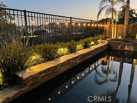 Detail Gallery Image 13 of 15 For 36 Dawn Ln, Aliso Viejo,  CA 92656 - 4 Beds | 2/1 Baths