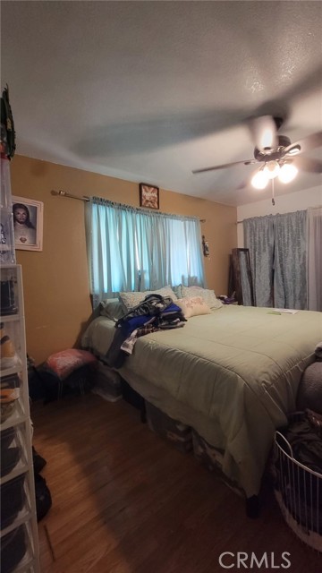 Detail Gallery Image 4 of 12 For 2904 Oleta Ln, Highland,  CA 92346 - 4 Beds | 2 Baths