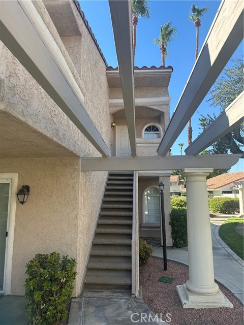 505 S Farrell Drive, Palm Springs CA: https://media.crmls.org/medias/5c7d2484-2f1c-4869-bfdb-fac05835e59f.jpg