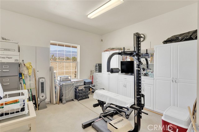 Detail Gallery Image 30 of 43 For 460 Solano Rd, Pinon Hills,  CA 92372 - 4 Beds | 3/1 Baths