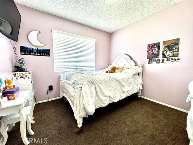 Detail Gallery Image 12 of 21 For 11948 Albion Way, Moreno Valley,  CA 92557 - 4 Beds | 2/1 Baths