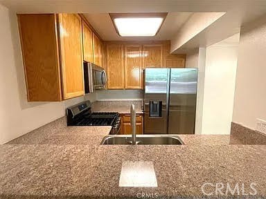 Detail Gallery Image 12 of 20 For 5325 Newcastle Ave #129,  Encino,  CA 91316 - 2 Beds | 2 Baths