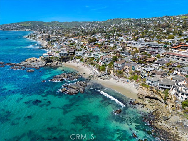 2175 S Coast Hwy, Laguna Beach CA: https://media.crmls.org/medias/5c7e565a-7148-4e88-b656-922467f4ea93.jpg