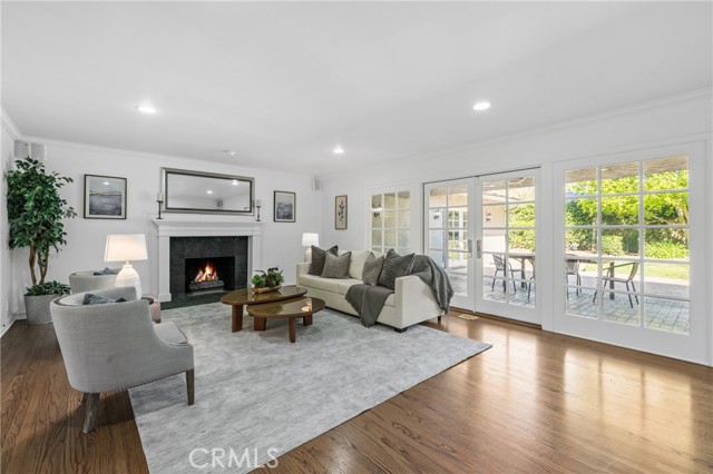 Detail Gallery Image 11 of 38 For 1635 San Pasqual, Pasadena,  CA 91106 - 4 Beds | 3 Baths