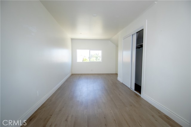2101 Arlington Avenue, Los Angeles CA: https://media.crmls.org/medias/5c7edebd-8290-4142-a94e-38ade378d3c6.jpg