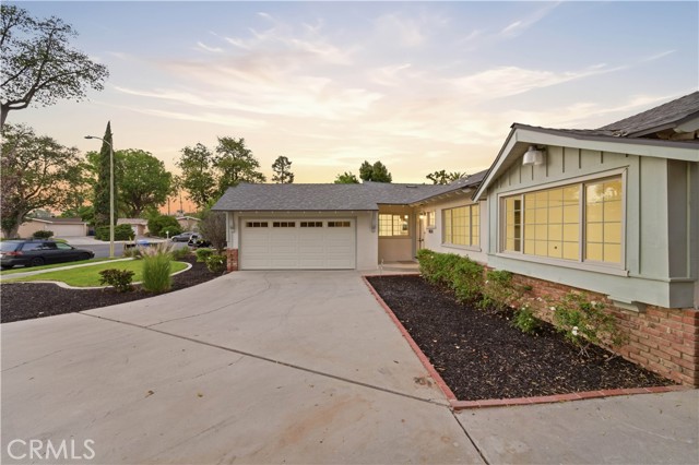 Detail Gallery Image 5 of 43 For 8828 Collett, North Hills,  CA 91343 - 3 Beds | 2 Baths