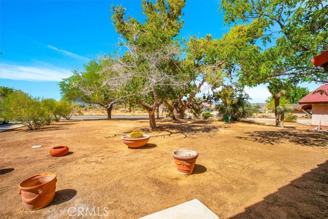 Detail Gallery Image 24 of 54 For 8555 Palomar Ave, Yucca Valley,  CA 92284 - 3 Beds | 2 Baths