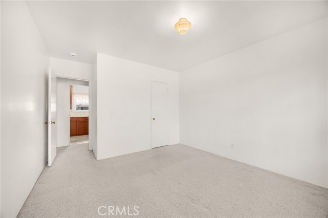 2100 W Valencia Drive, Fullerton CA: https://media.crmls.org/medias/5c80f981-3fa3-492f-9485-3bc2660466f3.jpg