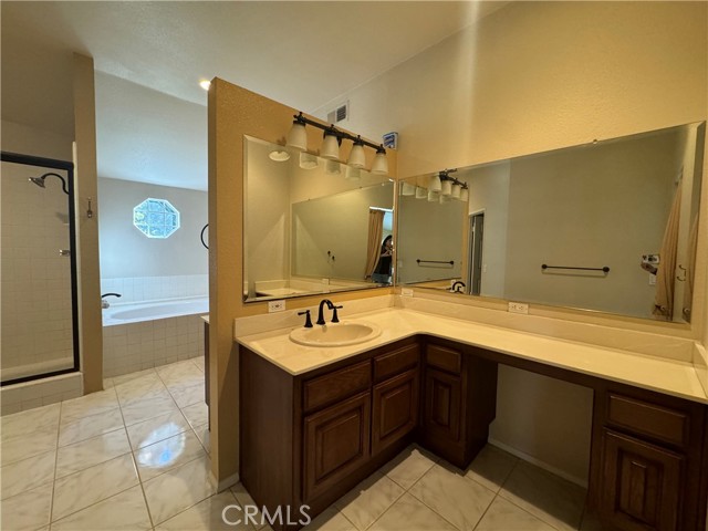 Detail Gallery Image 14 of 20 For 825 Berkenstock Cir, Placentia,  CA 92870 - 4 Beds | 2/1 Baths