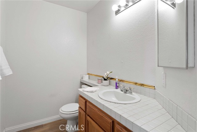 Detail Gallery Image 17 of 26 For 29223 Obsidian Ct, Nuevo,  CA 92567 - 4 Beds | 2/1 Baths