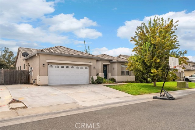 2135 Jacob Street, Gridley CA: https://media.crmls.org/medias/5c81dbc8-ebe5-4553-8313-d31540c724aa.jpg