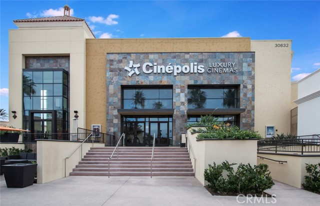 14 Conchito, Rancho Santa Margarita CA: https://media.crmls.org/medias/5c825114-fa7a-4530-8741-1099dbeb2857.jpg