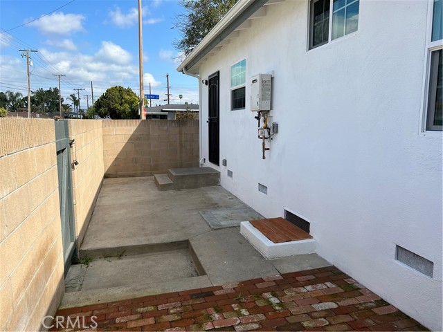 376 N Lime Street, Orange CA: https://media.crmls.org/medias/5c829f28-ee99-4672-914f-51b4315ab2d0.jpg