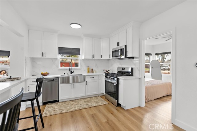 Detail Gallery Image 6 of 31 For 1639 E East Hungerford Street, Long Beach,  CA 90805 - 2 Beds | 1 Baths